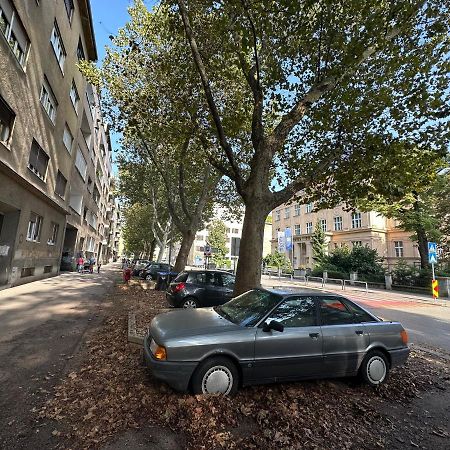 Studio M Lägenhet Zagreb Exteriör bild